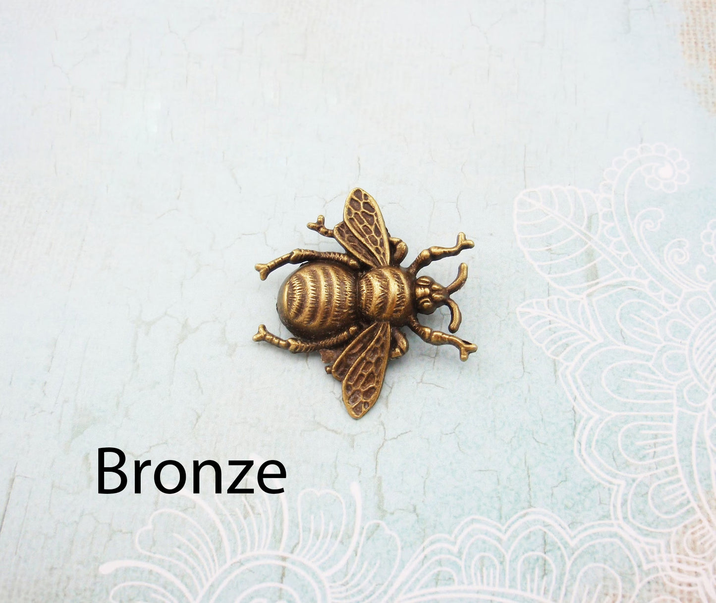 Bronze bee brooch. Silver, gold, copper, rainbow Bee jewelry. Bee pin. Bee broach. Antiqued bee brooch. Dainty small vintage style brooch