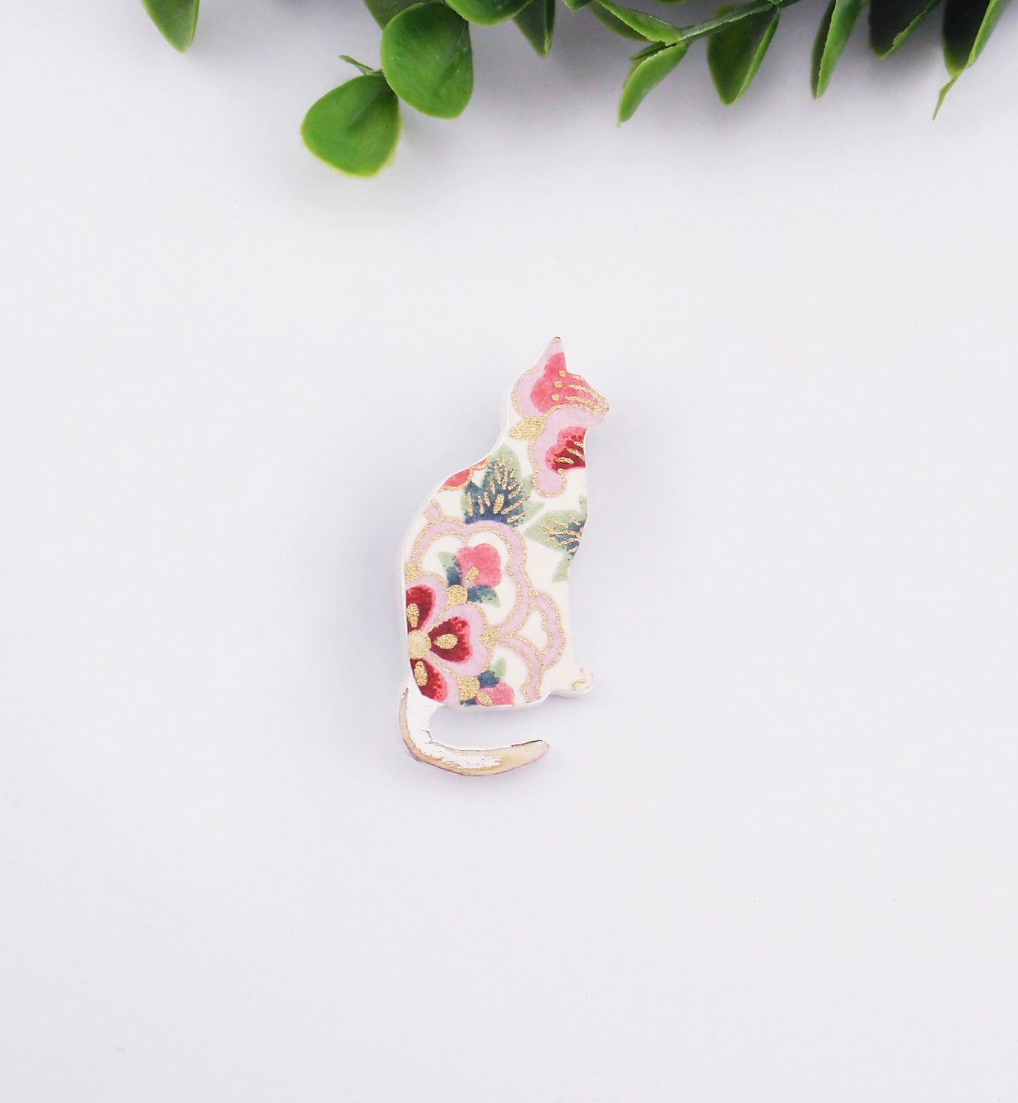 Cat brooch, navy blue, red, pink. Japanese paper, wood, wooden brooch, flower pin, coat pin, hat pin, broach, furbaby gift, cat lover gift