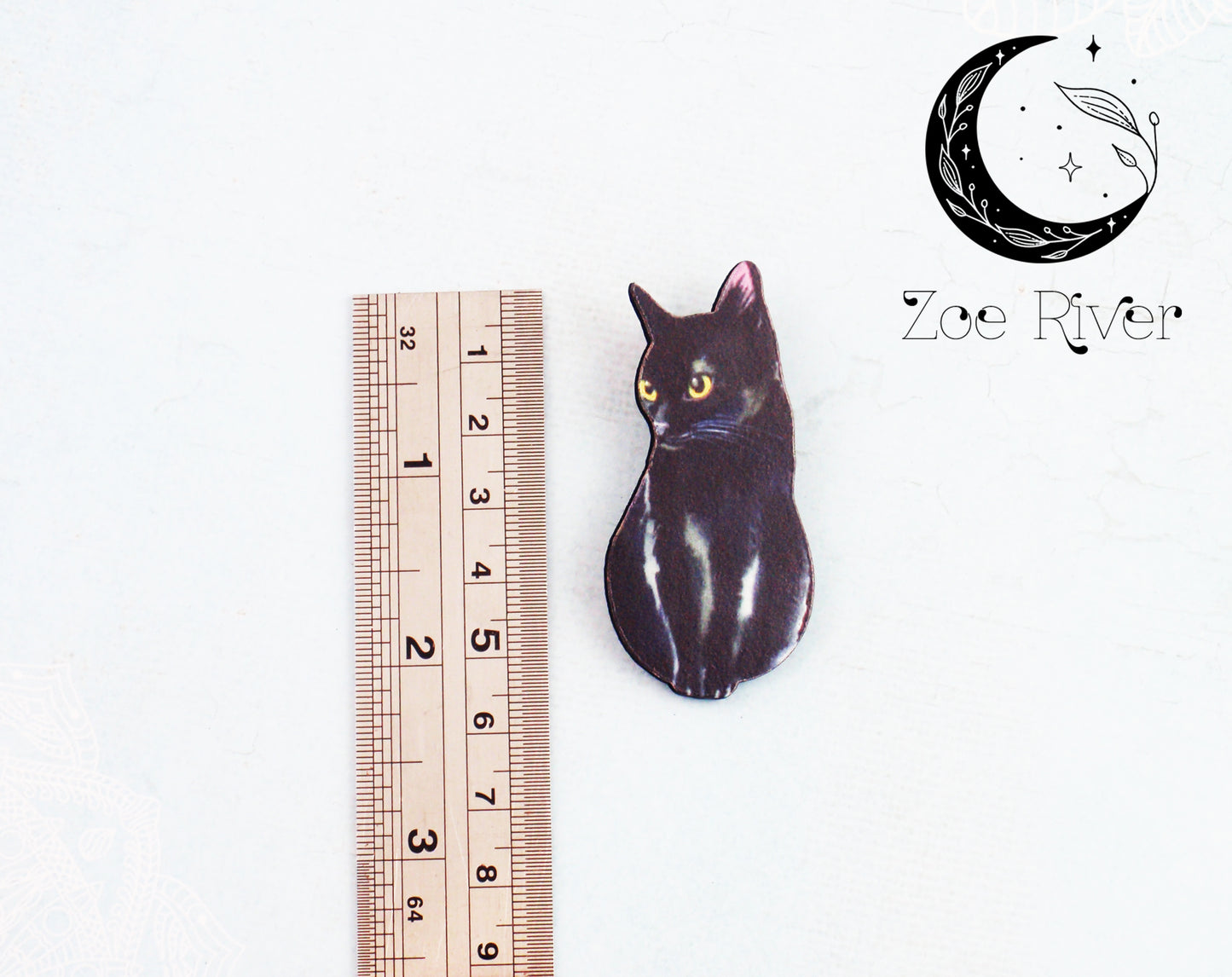 Black cat brooch. Laser cut wooden brooch. Black cat pin. Cat broach. Cat brooch. Furbaby brooch, cat jewellery, gift idea