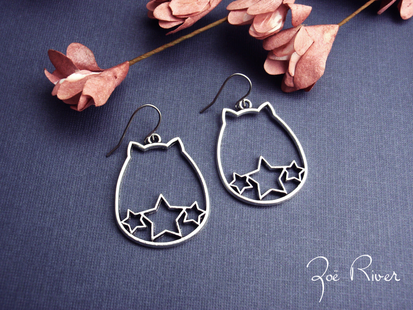 Chubby cat earrings. 925 sterling silver, nickel free titanium, stainless steel, lead free earrings. Long silver star earrings vintage style earrings